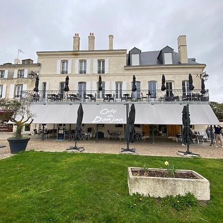 Appartement Face Au Donjon Pons Kültér fotó
