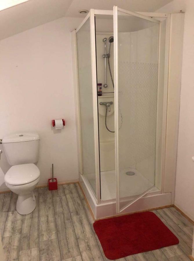 Appartement Face Au Donjon Pons Kültér fotó