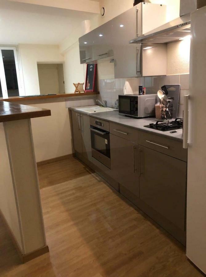 Appartement Face Au Donjon Pons Kültér fotó